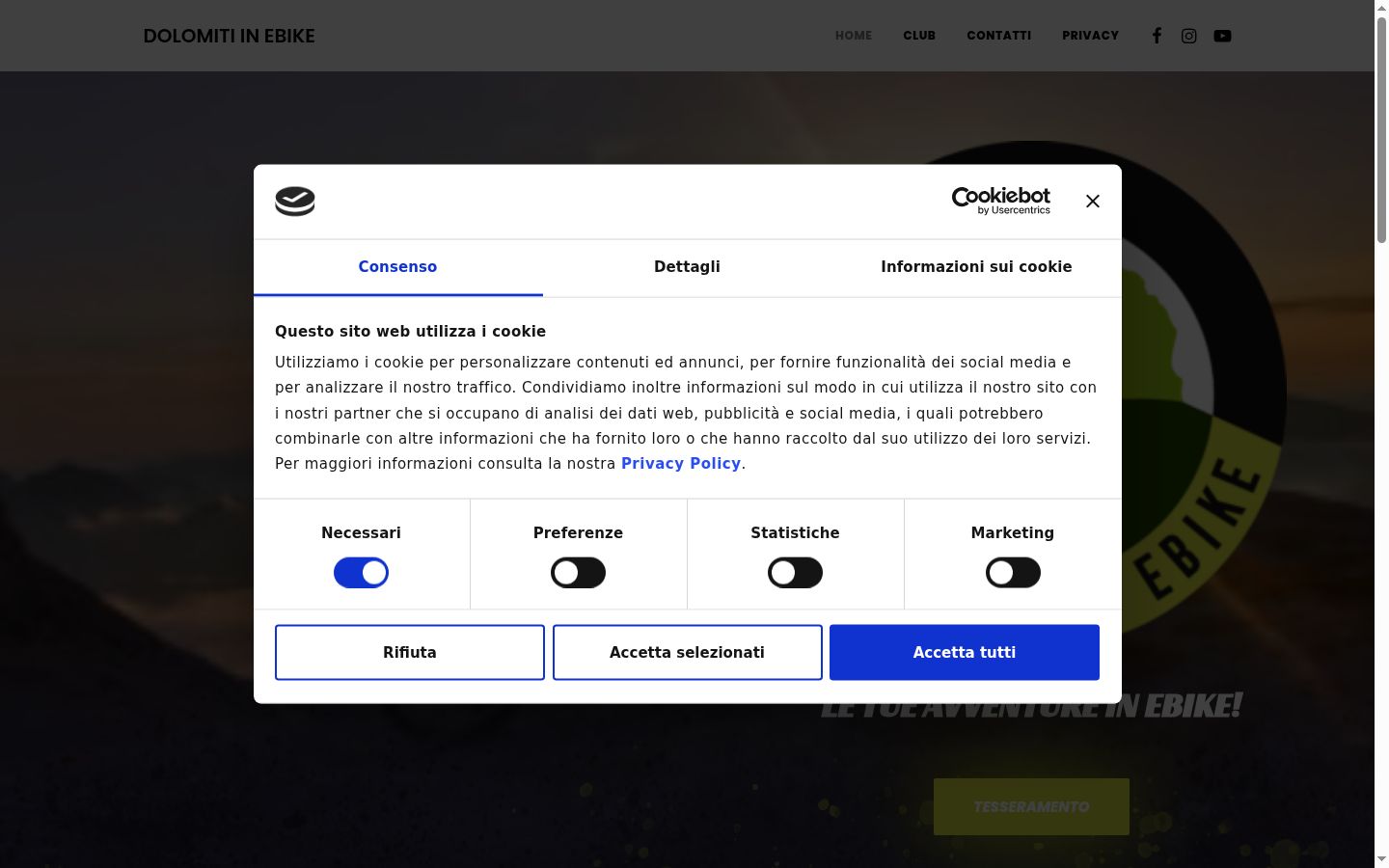 Screenshot del banner di consenso mostrato prima di qualsiasi interazione