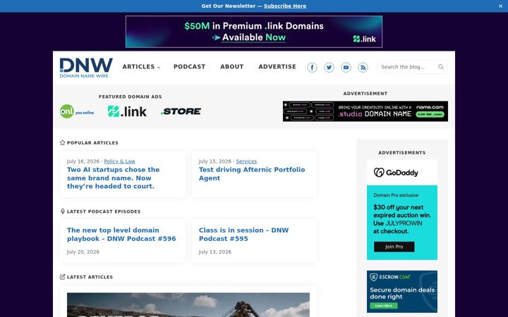 Screenshot of domainnamewire.com