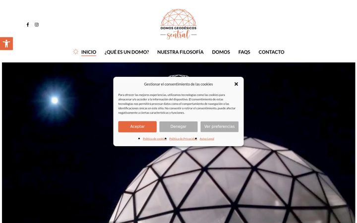 Képernyőkép: domosgeodesicossentral.es