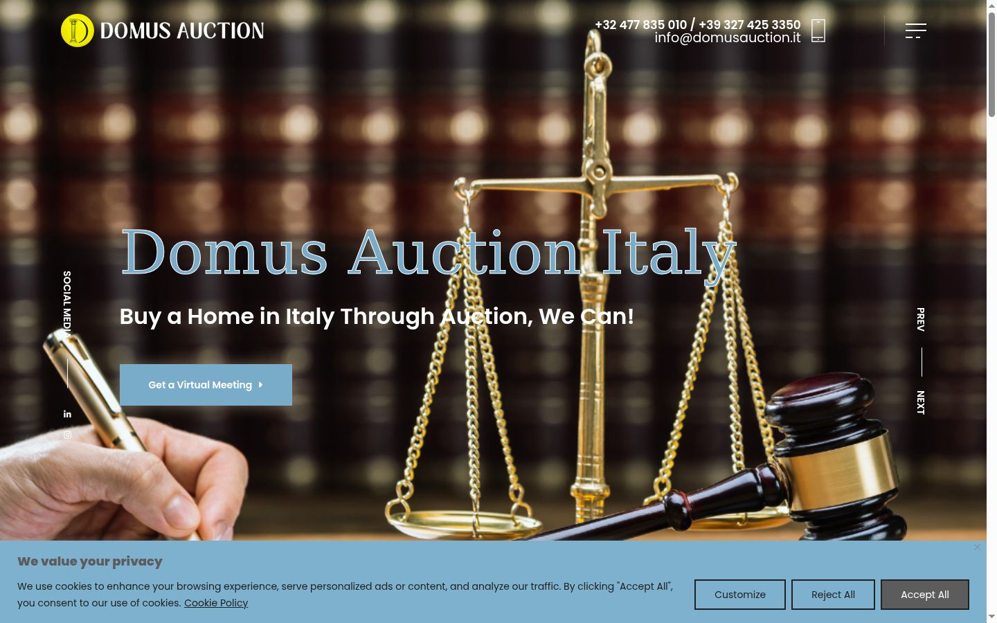 Screenshot of the consent banner shown before any interaction
