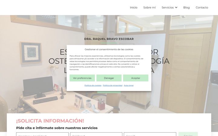 Screenshot of draraquelbravo.com