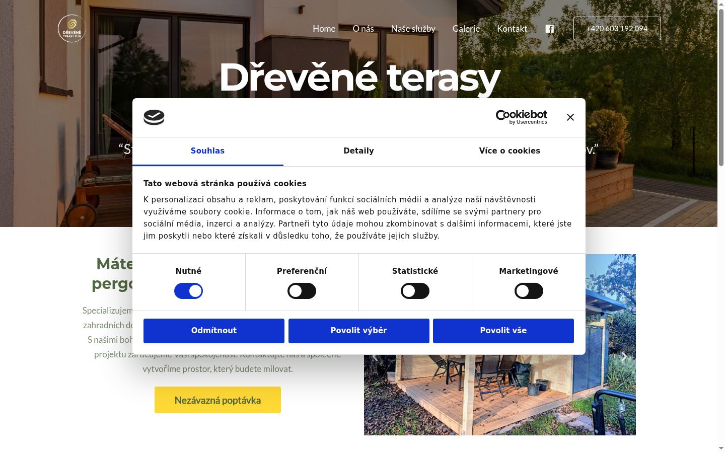 Captură de ecran a bannerului de consimțământ afișat înainte de orice interacțiune