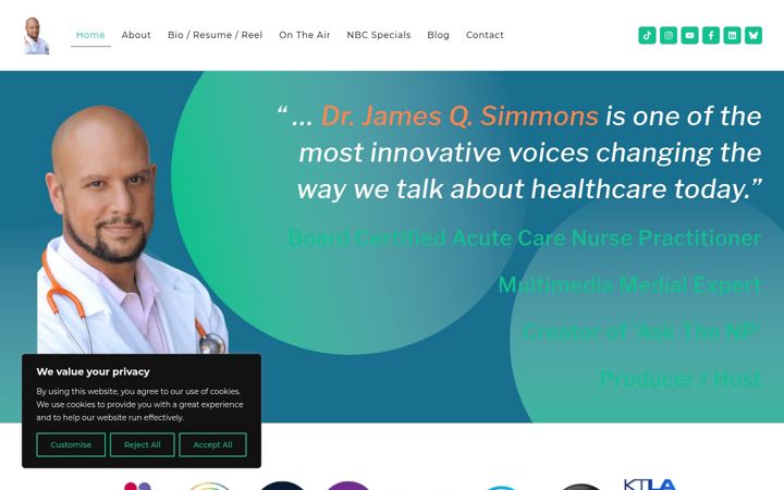 Screenshot of drjamesqsimmons.com