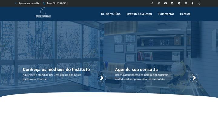 Skärmbild av drmarcotuliourologista.com.br