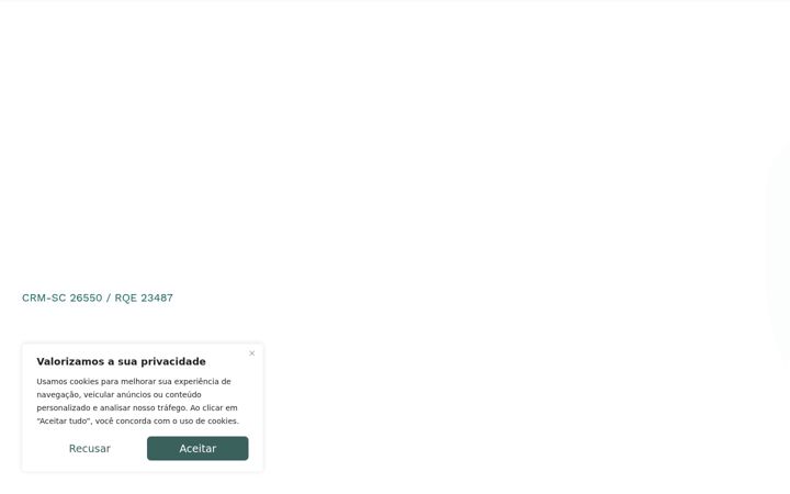 Screenshot of drviniciushennig.com