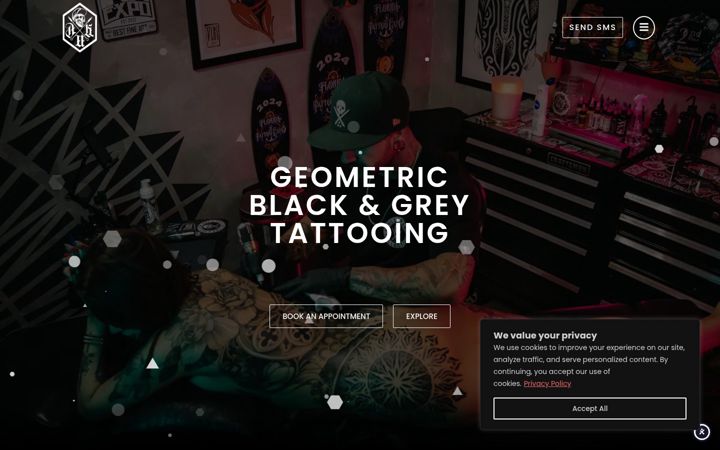 Screenshot of duktattoo.com