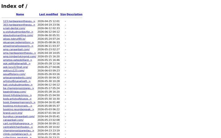 Screenshot of duntarviecastle.com