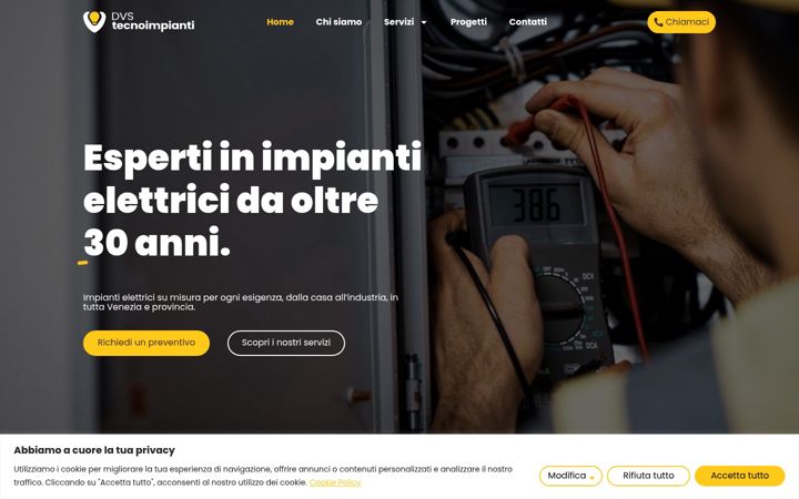 Screenshot stránky dvstecnoimpianti.it