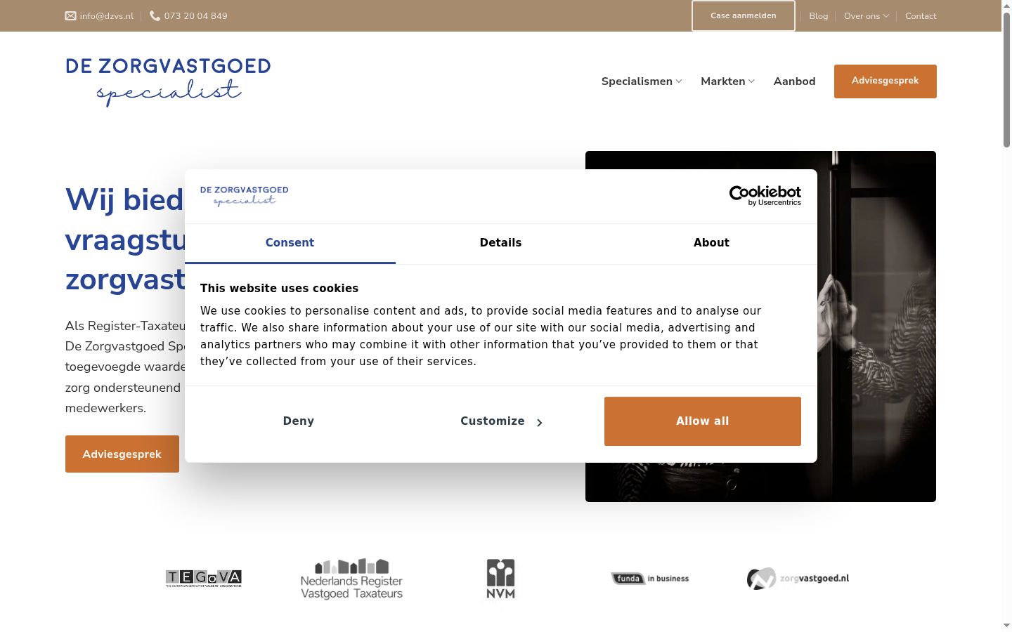Screenshot del banner di consenso mostrato prima di qualsiasi interazione