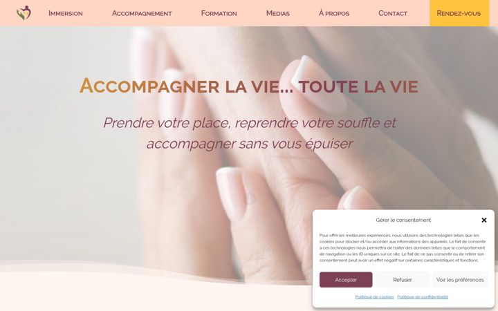 Screenshot of ecole-accompagnement-humaniste.com