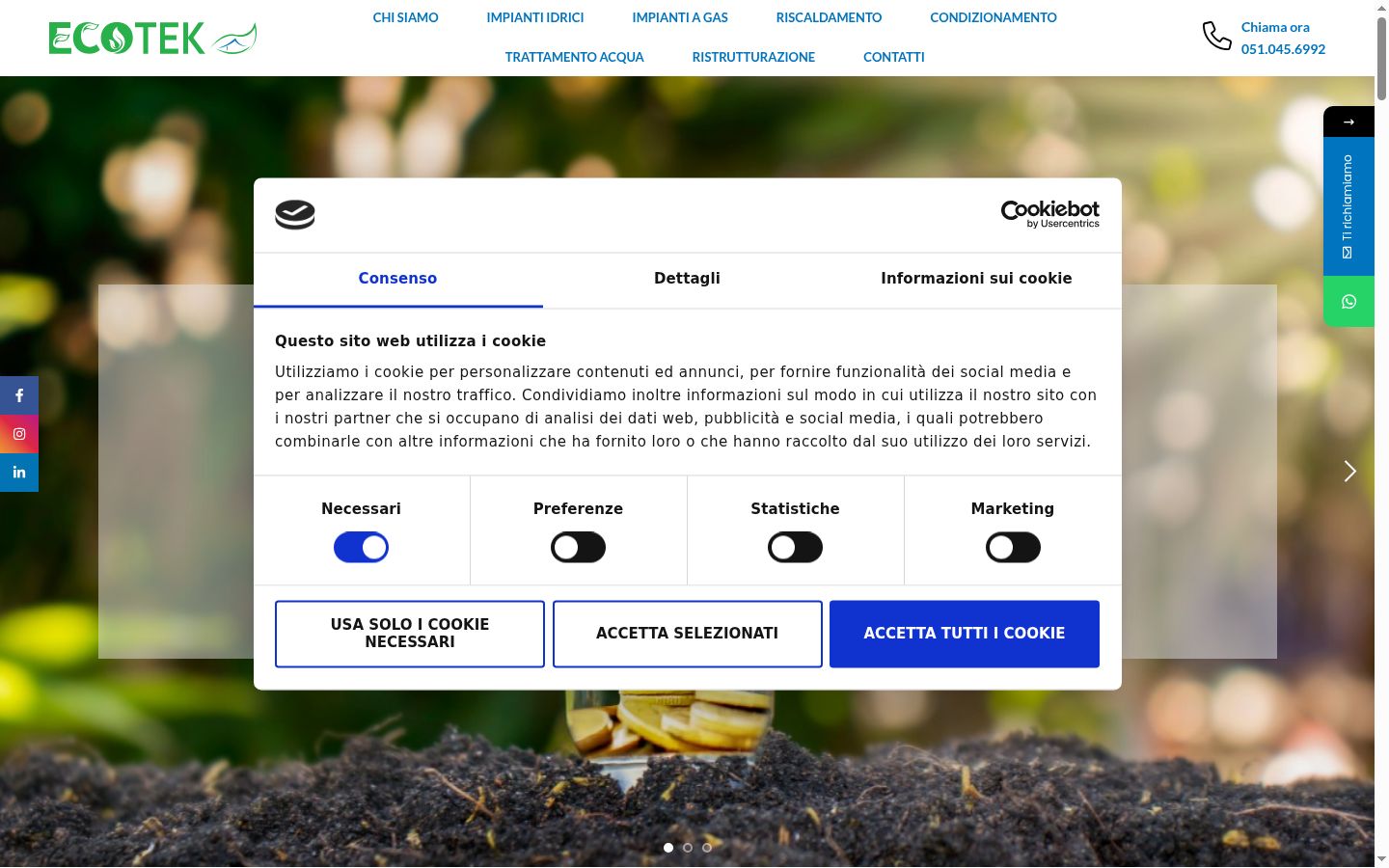 Captură de ecran a bannerului de consimțământ afișat înainte de orice interacțiune