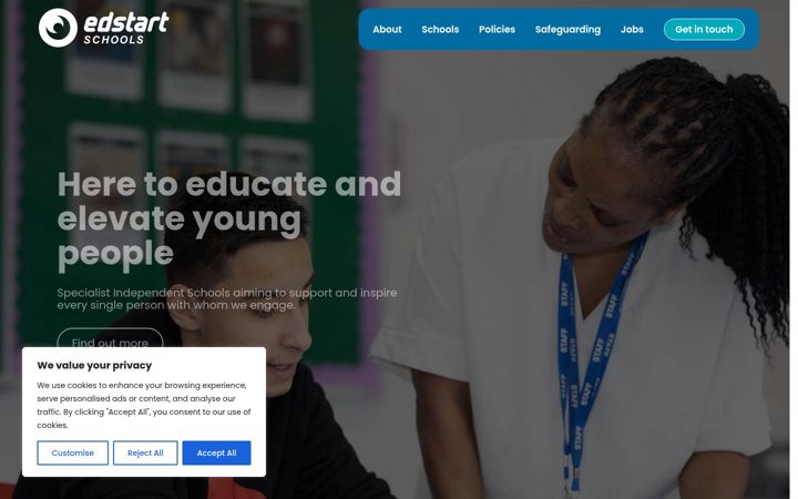 Screenshot of edstartschools.com