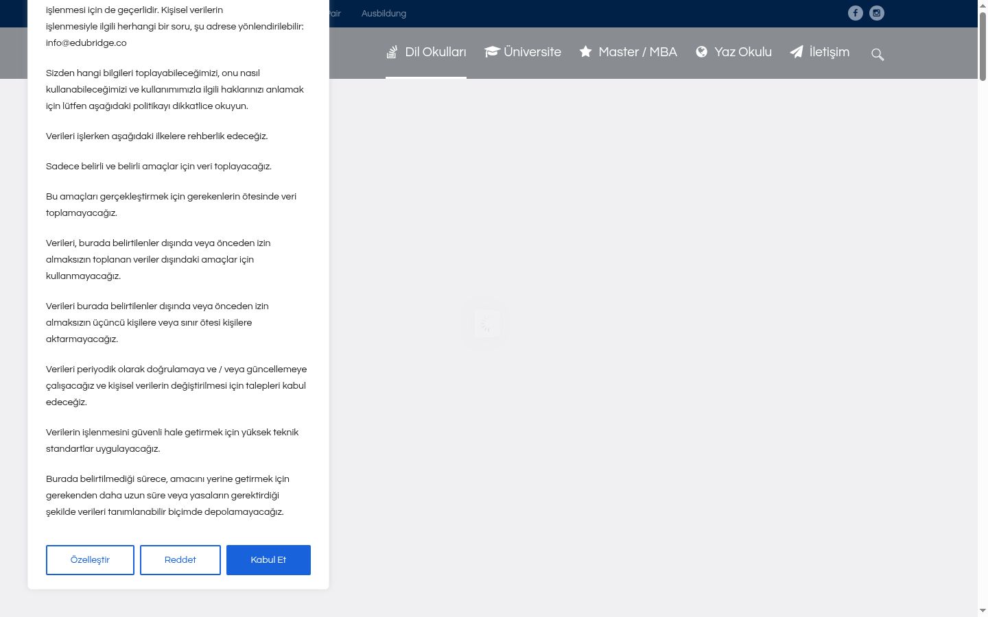 Snímek obrazovky baneru souhlasu zobrazeného před jakoukoli interakcí