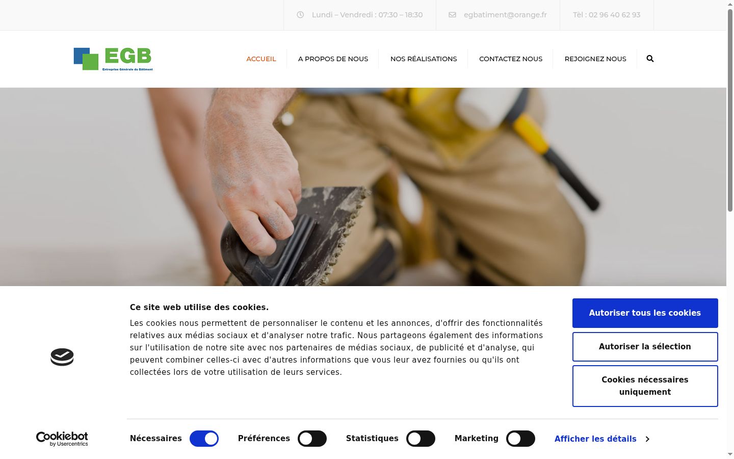 Captura de ecrã do banner de consentimento apresentado antes de qualquer interação