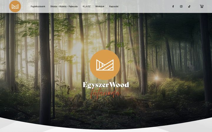 Screenshot ta' egyszerwood.hu