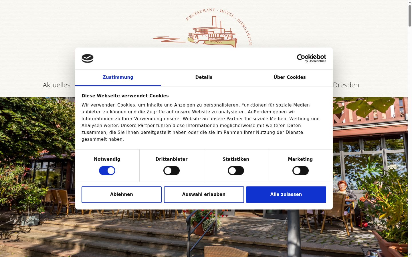 Screenshot of the consent banner shown before any interaction