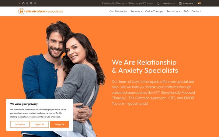 Screenshot of ellisnicolson.com