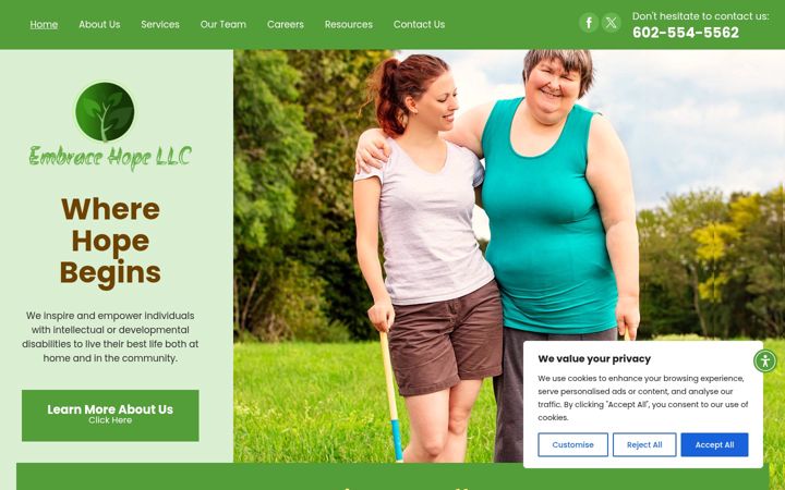 Screenshot di embracehopellc.net