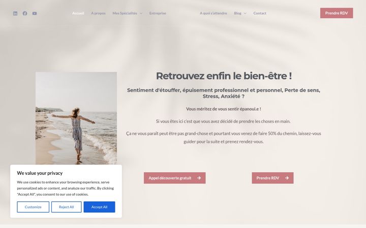 Screenshot of emelinegouaze.com