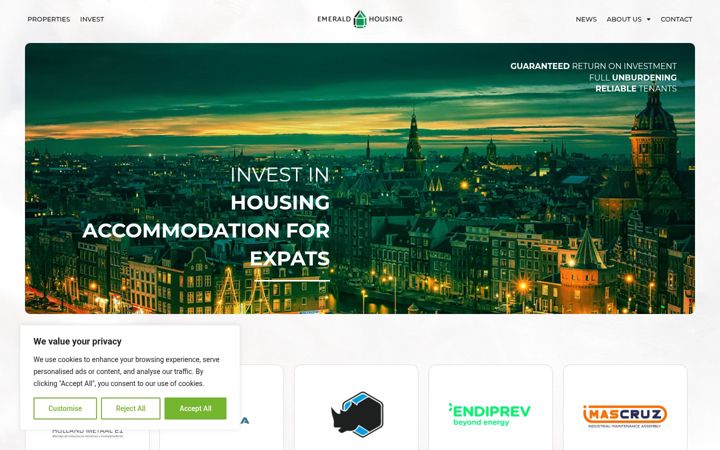 Ekrānuzņēmums no emeraldhousing.eu