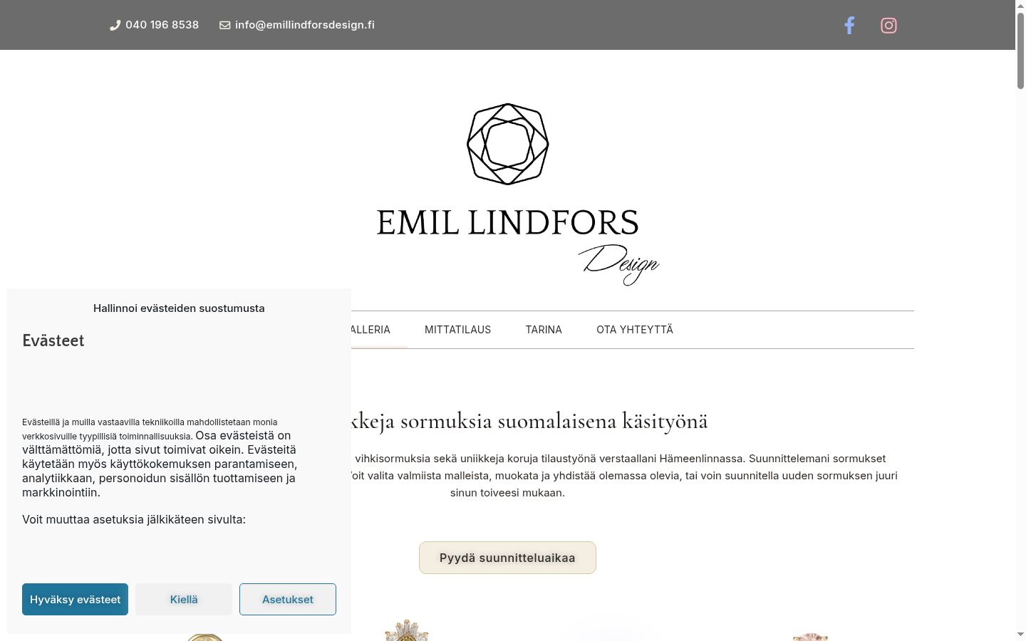 Screenshot del banner di consenso mostrato prima di qualsiasi interazione