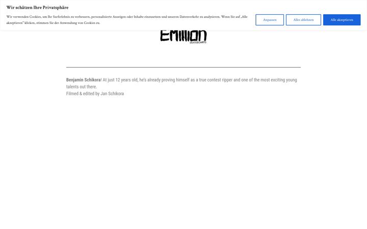 Screenshot of emillionfamily.com