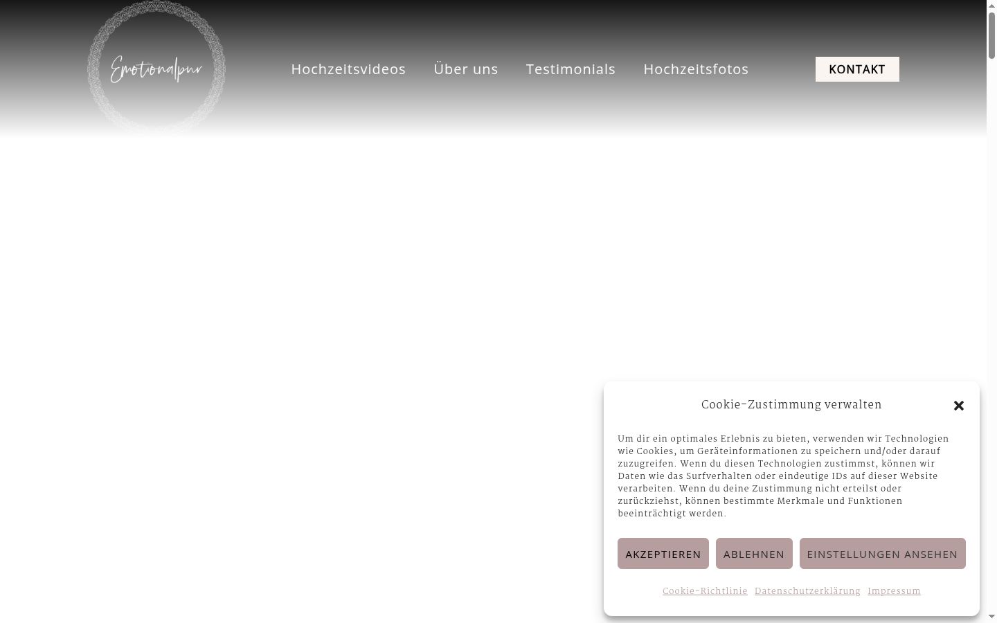 Posnetek zaslona pasice za privolitev, prikazane pred kakršno koli interakcijo