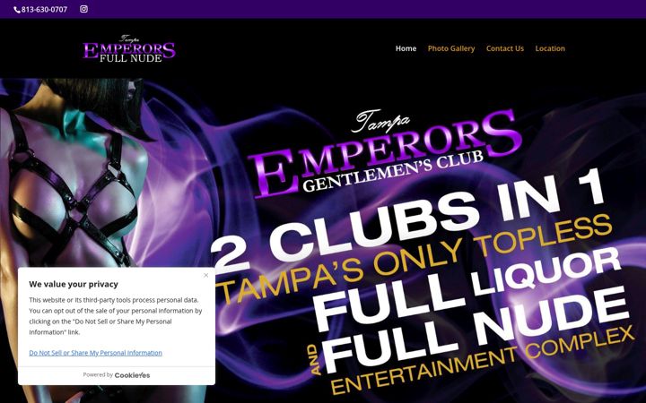 Screenshot of emperorsfullnude.com
