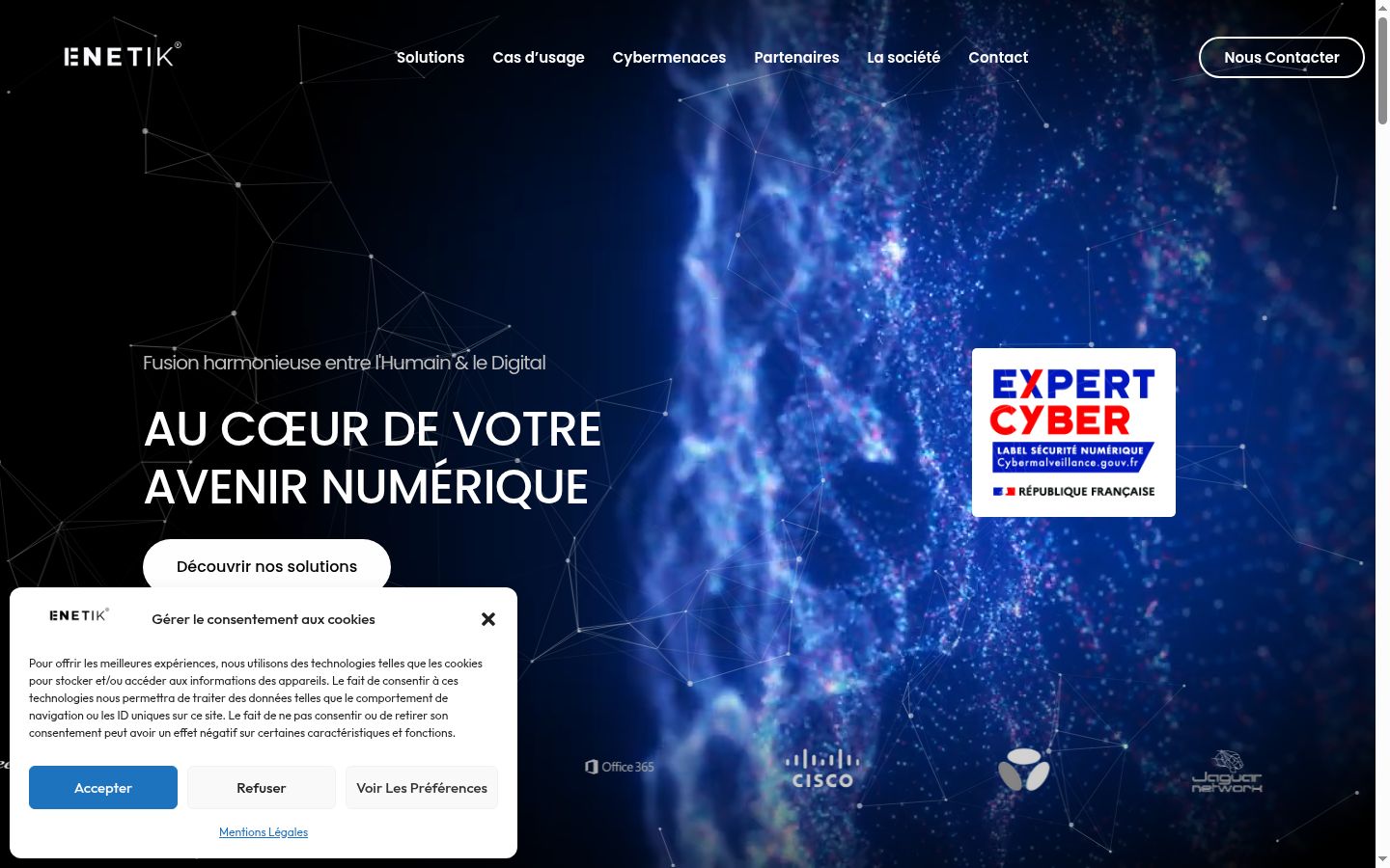 Screenshot of the consent banner shown before any interaction
