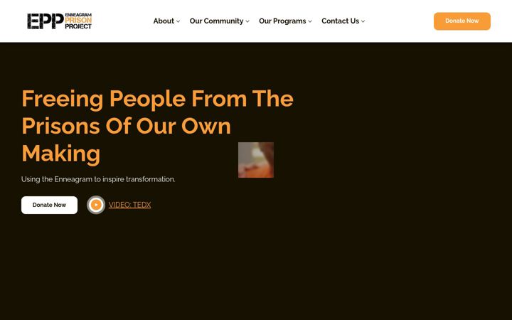 Screenshot stránky enneagramprisonproject.org