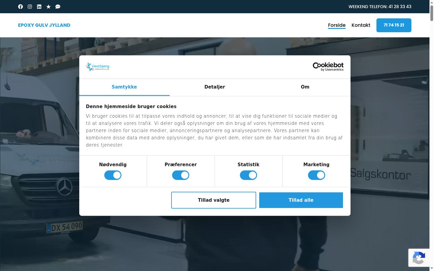 Screenshot of the consent banner shown before any interaction