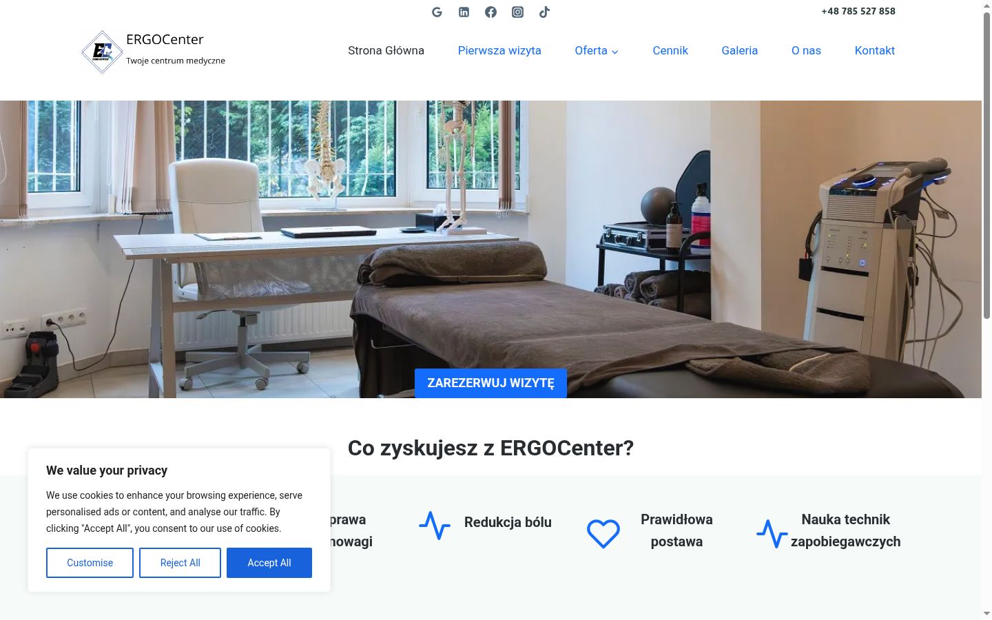 Posnetek zaslona pasice za privolitev, prikazane pred kakršno koli interakcijo