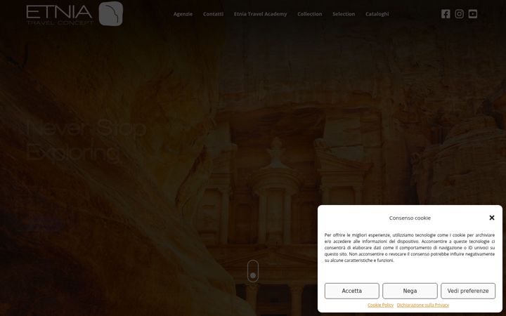 Screenshot of etniaviaggi.it