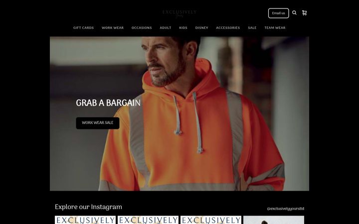 Képernyőkép: exclusively-yours-108940.square.site