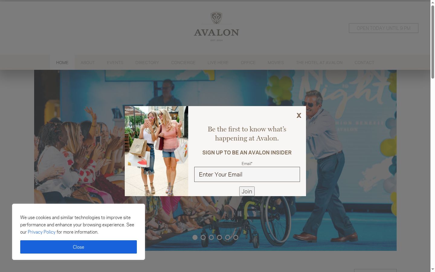 Screenshot of the consent banner shown before any interaction