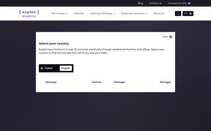 Screenshot of expleoacademy.com