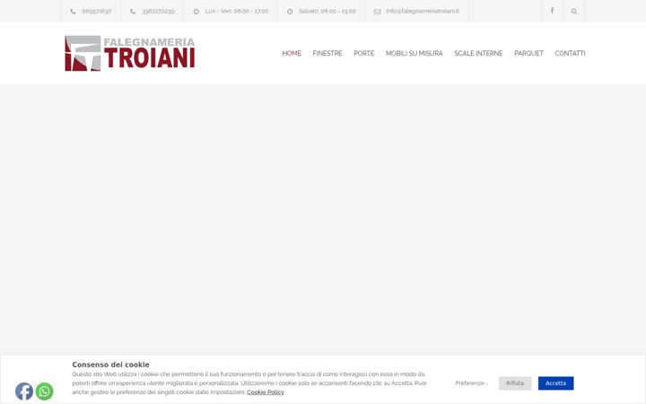Ekrānuzņēmums no falegnameriatroiani.it