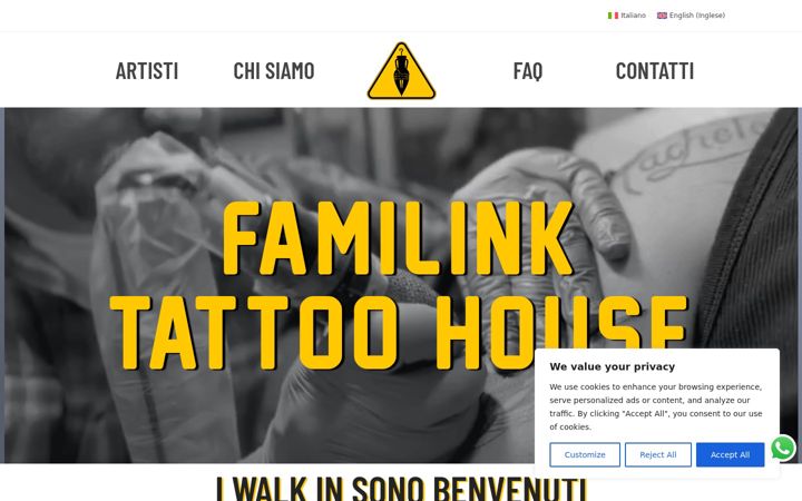 Screenshot of familinktattooroma.com