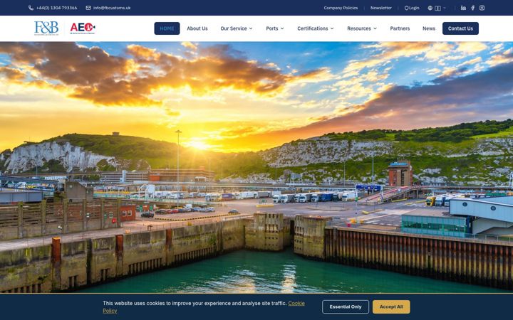 Screenshot of fbcustoms.uk