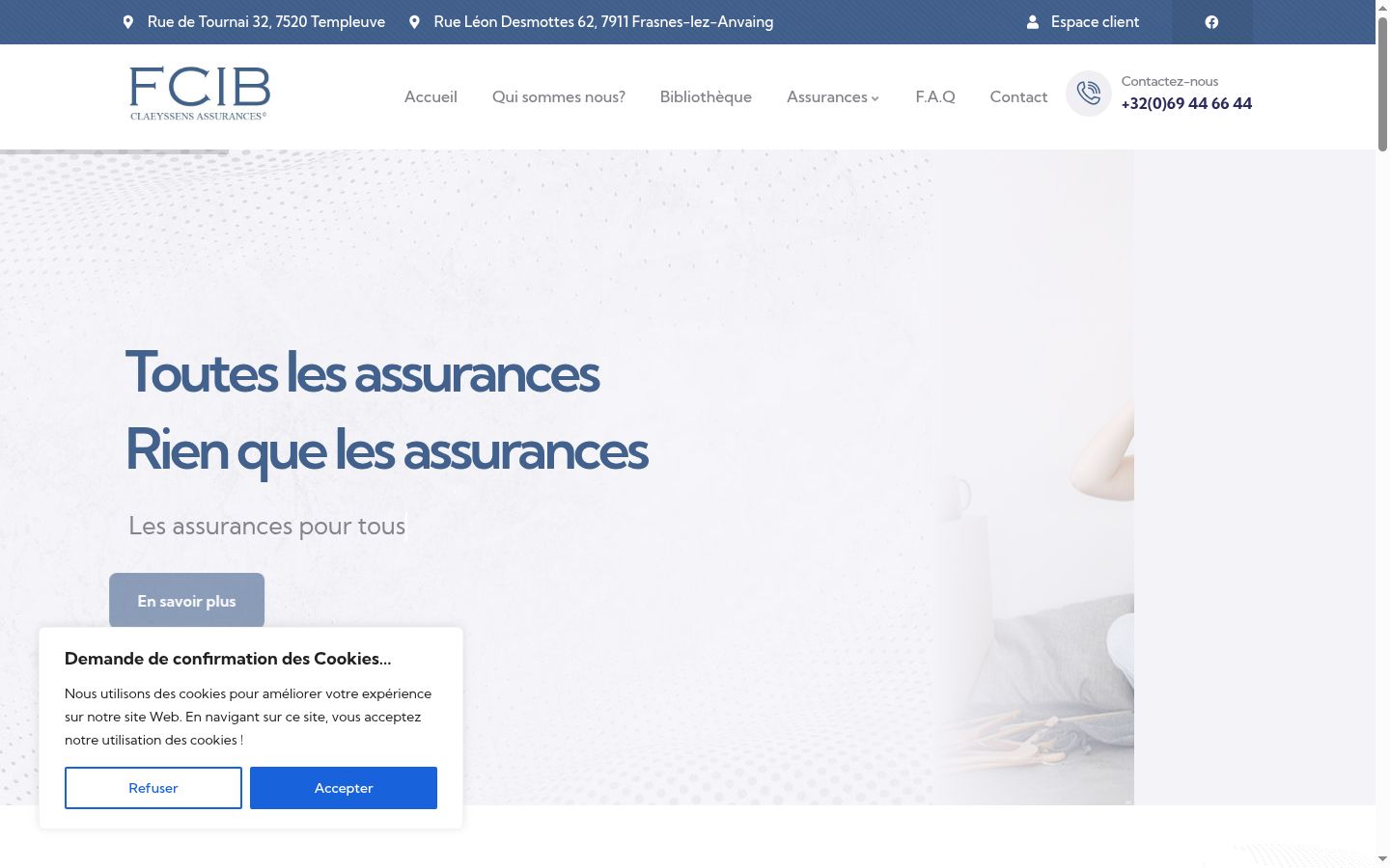 Screenshot del banner di consenso mostrato prima di qualsiasi interazione