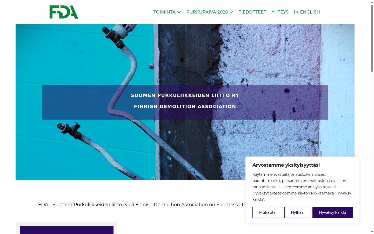 Screenshot of the consent banner shown before any interaction