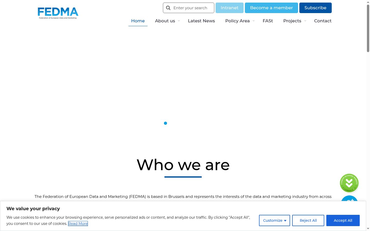 Screenshot of the consent banner shown before any interaction