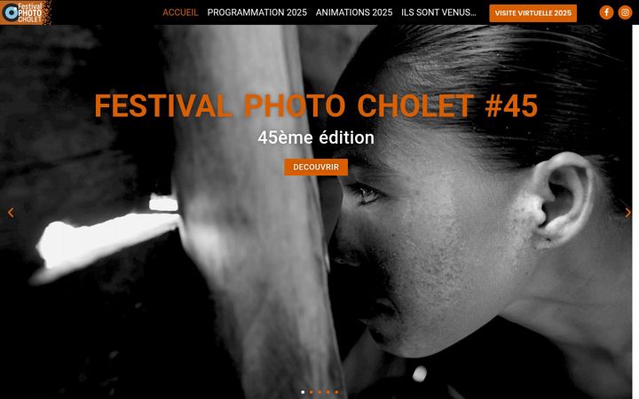Snimka zaslona za festivalphotocholet.com