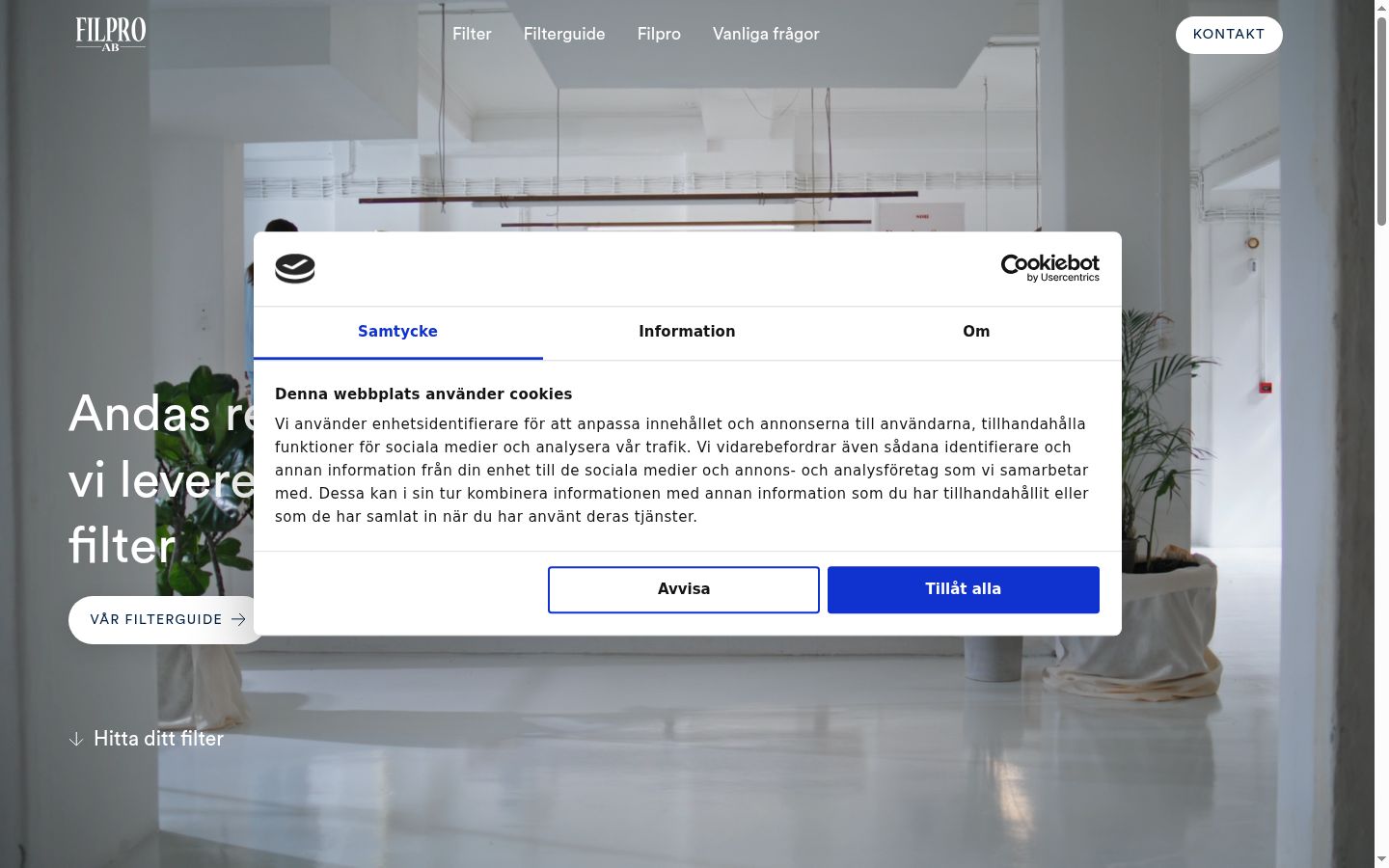 Screenshot of the consent banner shown before any interaction