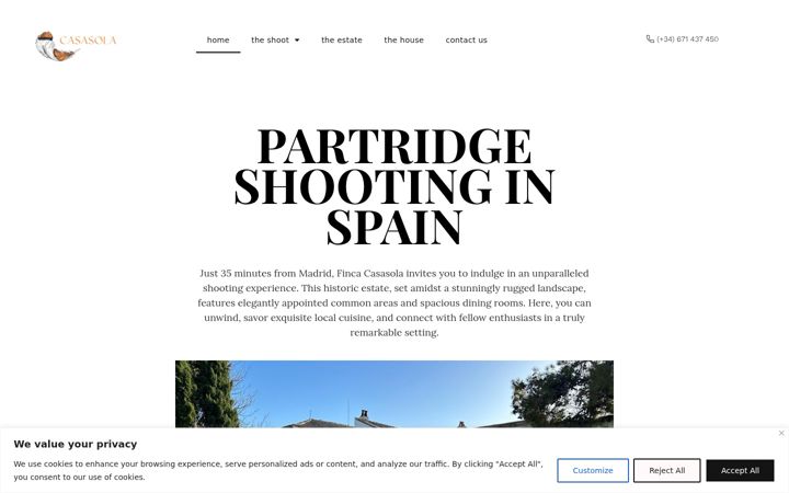 Screenshot of fincacasasola.com