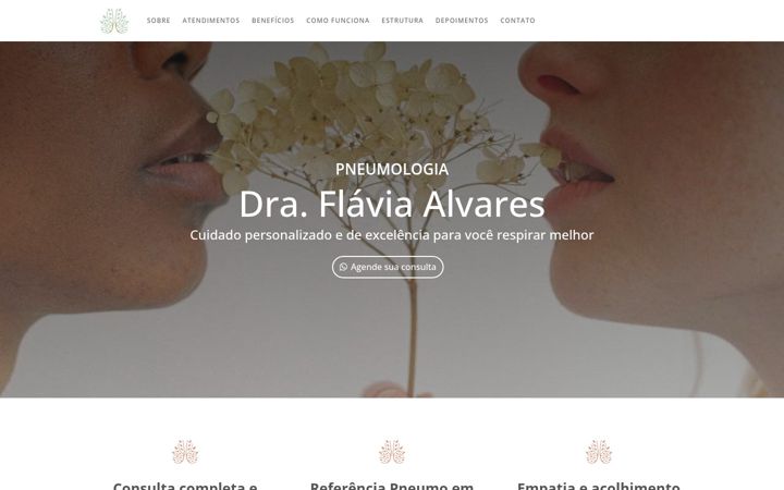 Screenshot of flaviaalvares.com.br