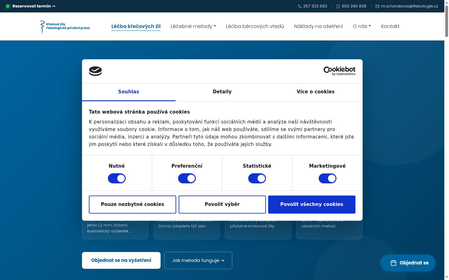 Captura de ecrã do banner de consentimento apresentado antes de qualquer interação