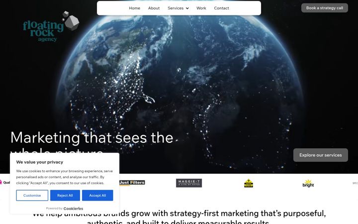 Screenshot of floatingrockagency.com