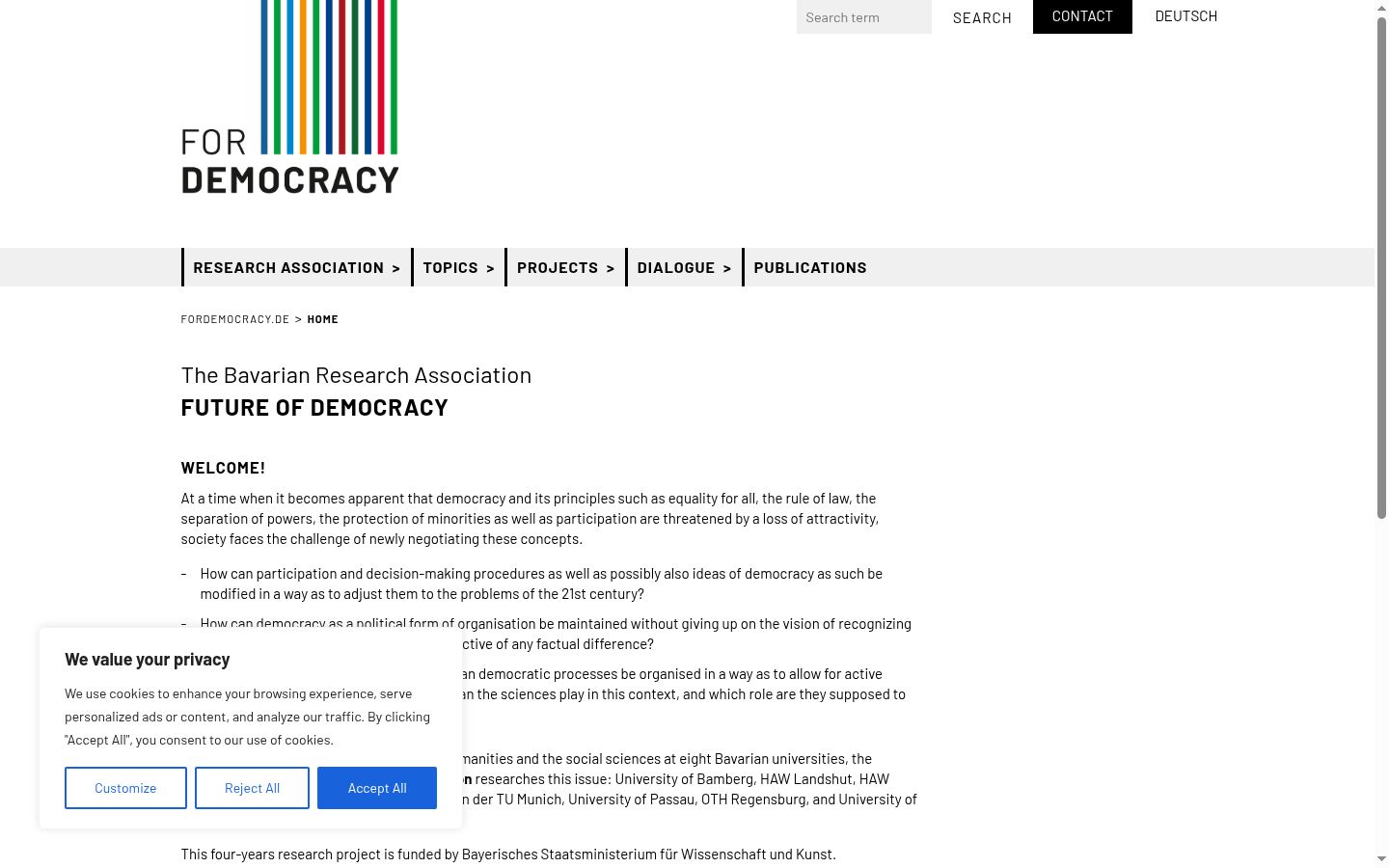 Screenshot of the consent banner shown before any interaction