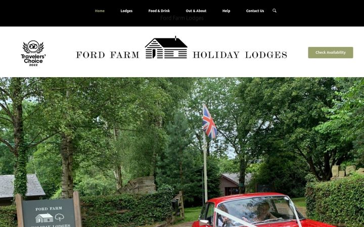 Screenshot of fordfarmlodges.com